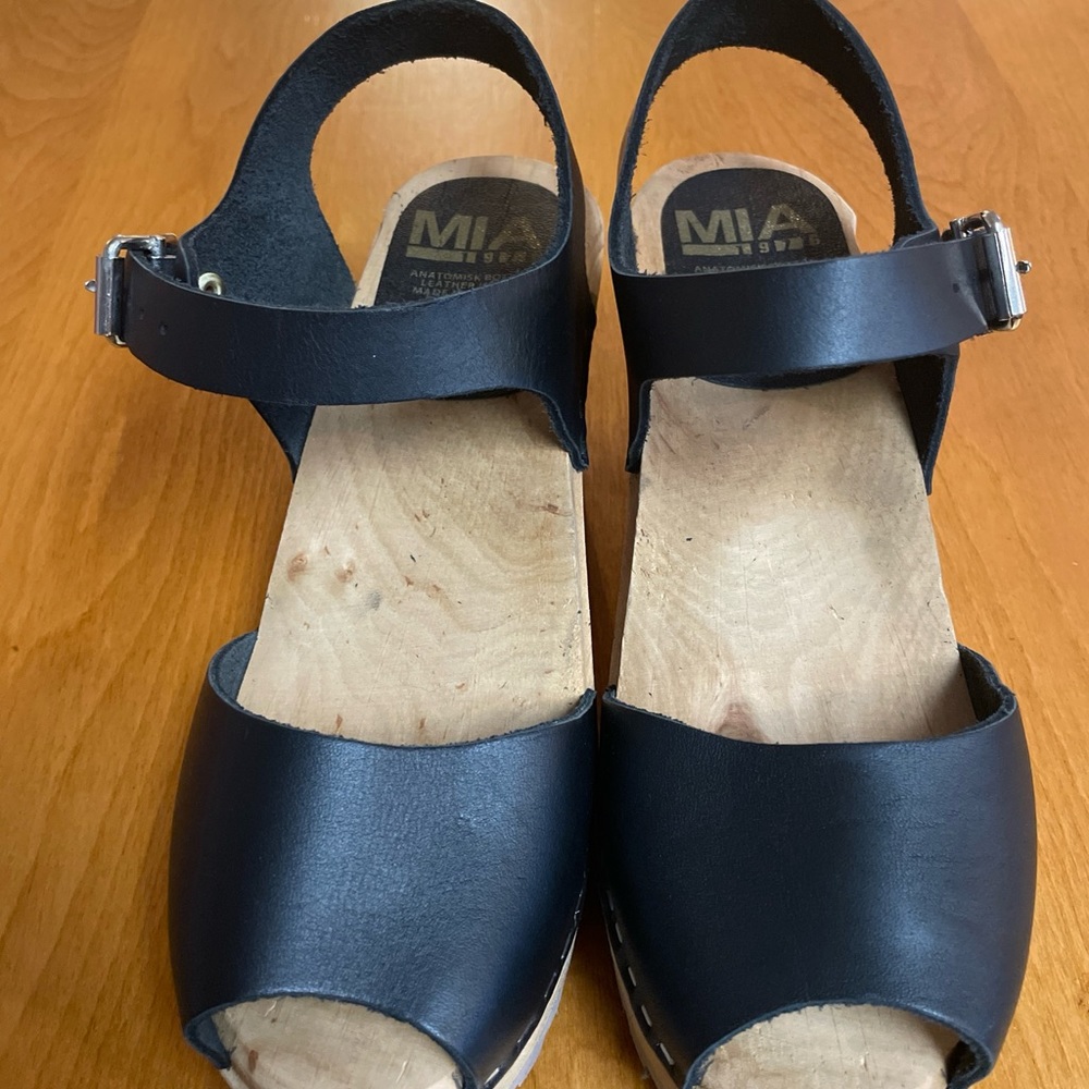 Pre-Loved Mia Shoes Black Leather Mules Size EU38 - Picture 2 of 7